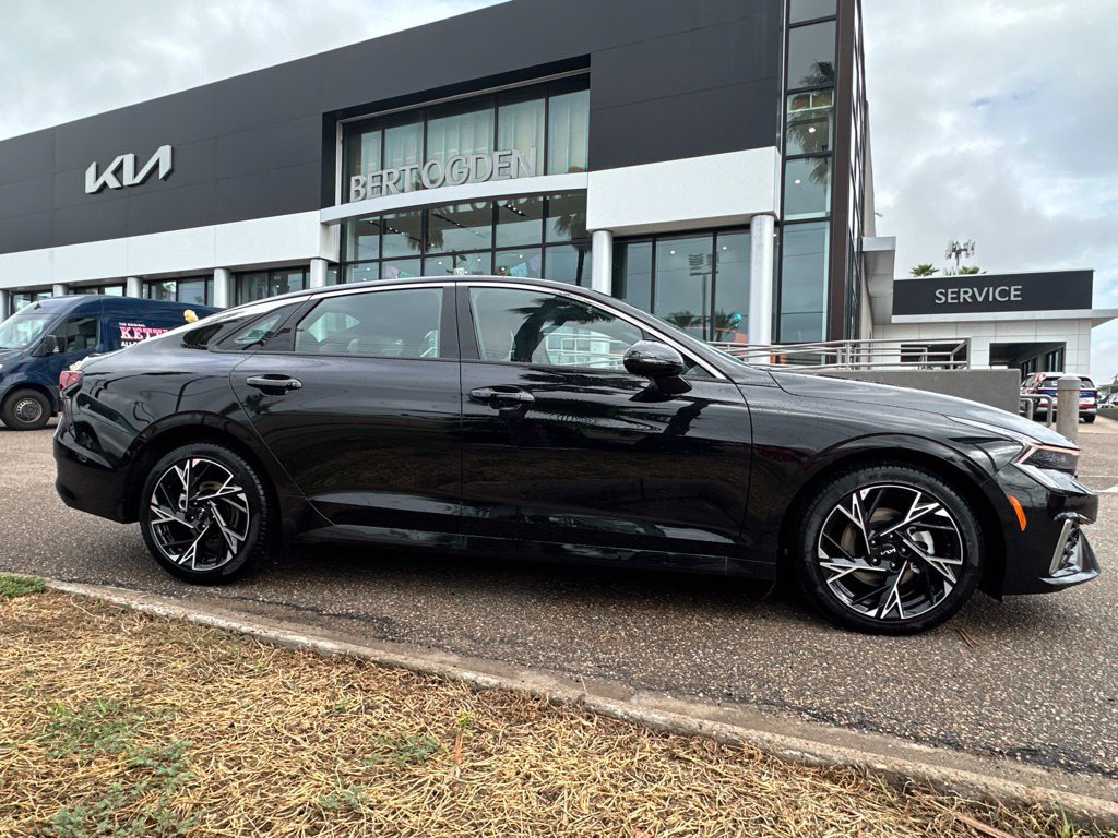 New 2026 Kia K5 GT-Line image 3