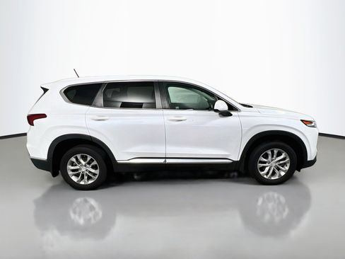 Used 2020 Hyundai Santa Fe SE FWD image 3