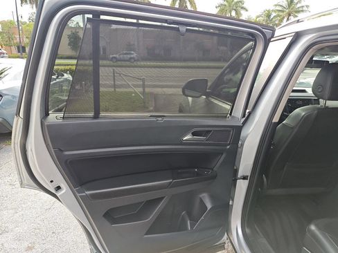 Used 2018 Volkswagen Atlas SE FWD image 37