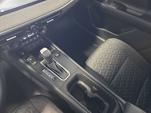 New 2026 Nissan Kicks SV w/ SV Premium Package FWD image 25