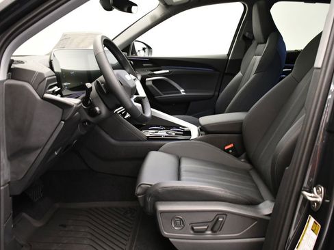 Used 2025 Audi Q5 Premium Plus w/ Premium Plus AWD/4WD image 36