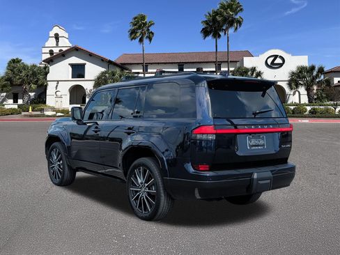 Certified 2025 Lexus GX 550 AWD/4WD image 4