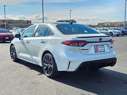 New 2026 Toyota Corolla XSE image 3