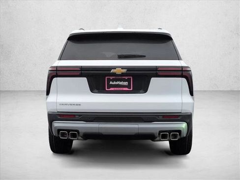 New 2026 Chevrolet Traverse LT w/ Sun and Wheel Package image 8