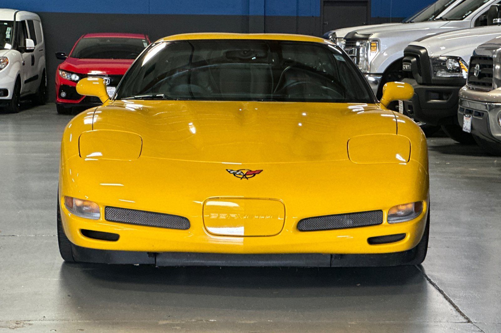 Used 2004 Chevrolet Corvette Z06 w/ Memory Package RWD image 9