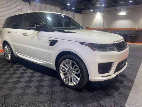 Used 2019 Land Rover Range Rover Sport HSE Dynamic image 26