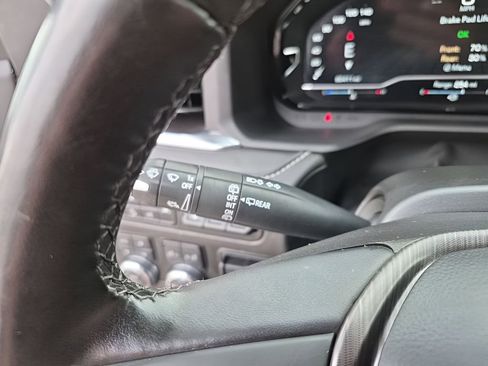 Used 2023 GMC Yukon XL Denali Ultimate image 38