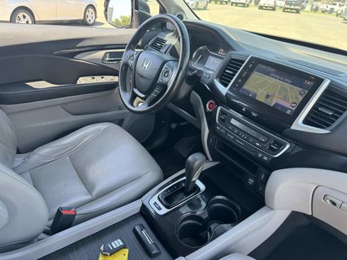 Used 2018 Honda Ridgeline RTL-E image 16