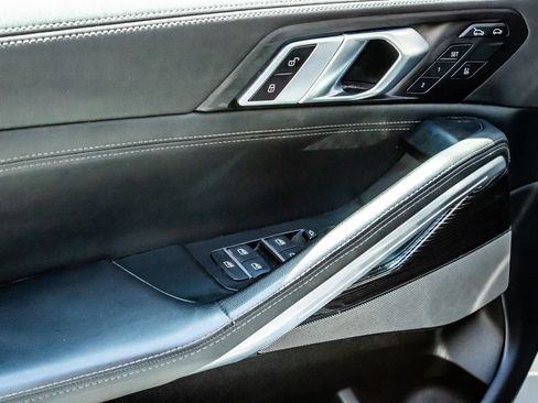 Used 2026 BMW X6 xDrive40i AWD/4WD image 23