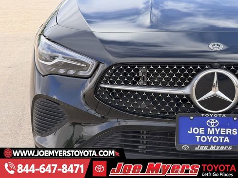 Used 2025 Mercedes-Benz CLA 250 4MATIC image 5