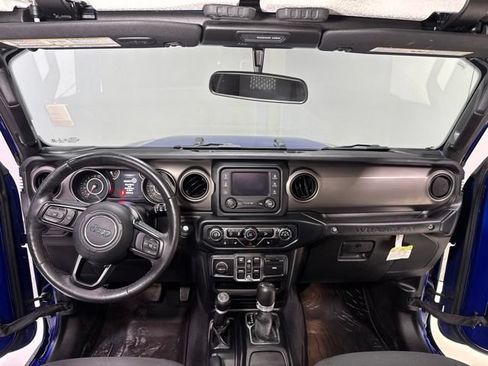 Used 2019 Jeep Wrangler Unlimited Sport S AWD/4WD image 12
