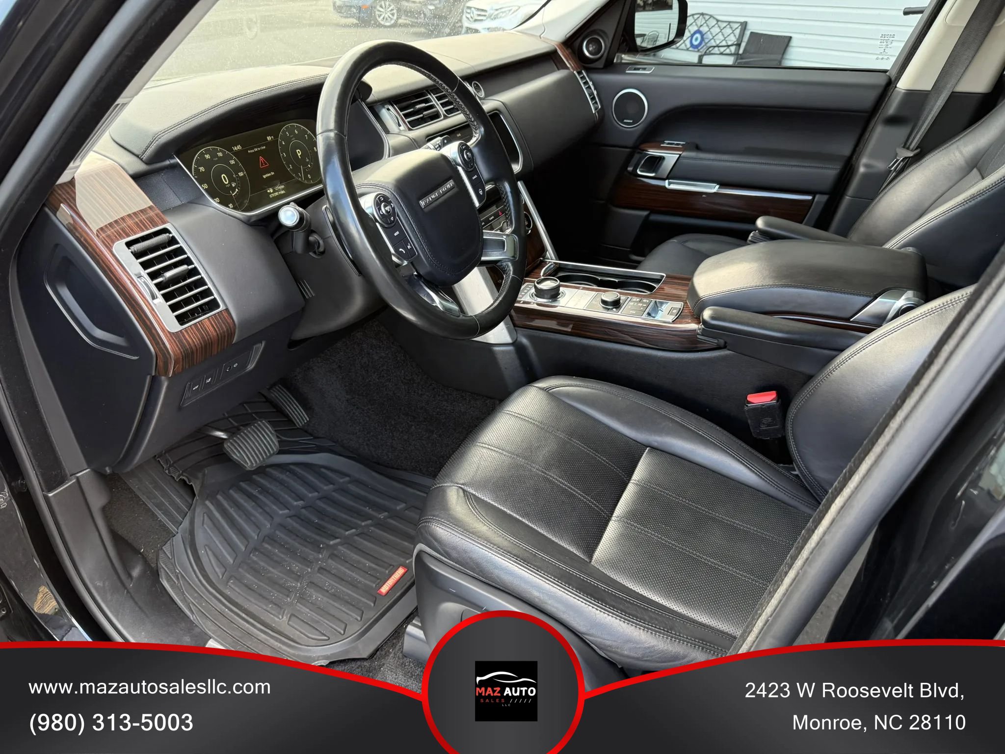 Used 2017 Land Rover Range Rover HSE AWD/4WD image 6