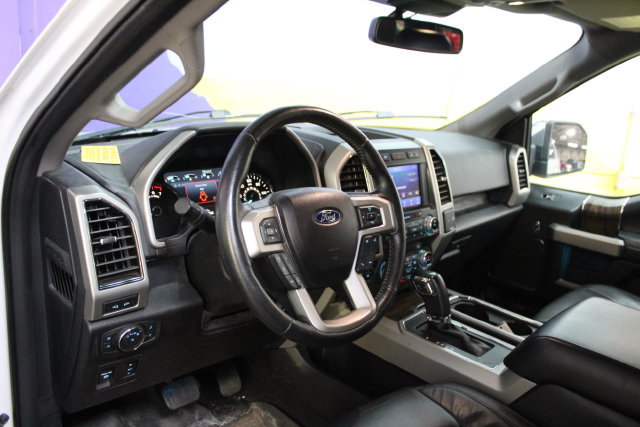 Used 2020 Ford F150 Lariat w/ Equipment Group 502A Luxury AWD/4WD image 13