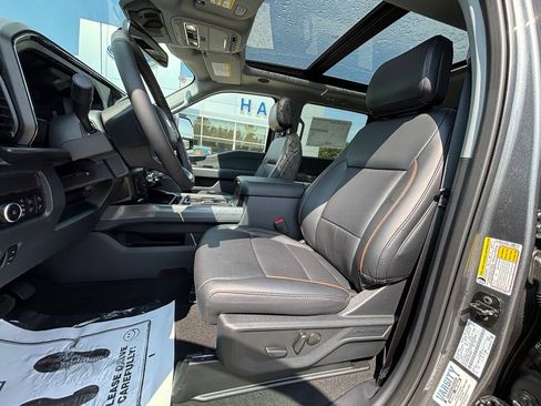New 2026 Ford F350 Lariat w/ Black Appearance Package AWD/4WD image 14