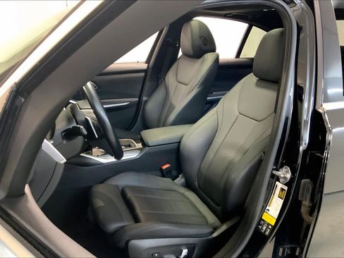 Used 2020 BMW 330i xDrive Sedan w/ Convenience Package image 7