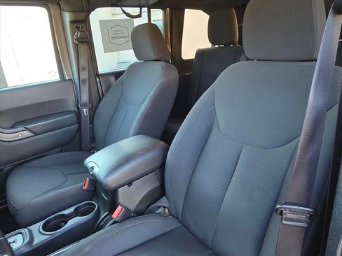 Used 2017 Jeep Wrangler Unlimited Sport w/ Quick Order Package 24S image 24