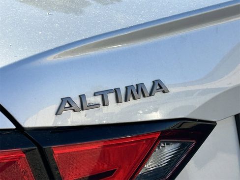Certified 2023 Nissan Altima 2.5 S image 5