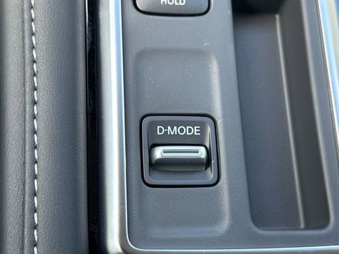 New 2026 Nissan Pathfinder SV image 30