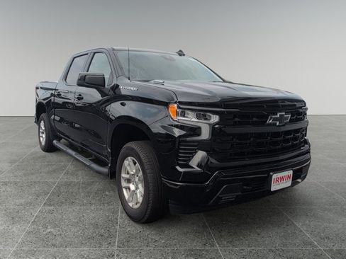 Used 2024 Chevrolet Silverado 1500 RST AWD/4WD image 7