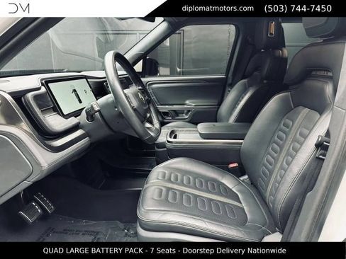 Used 2023 Rivian R1S Adventure AWD/4WD image 17