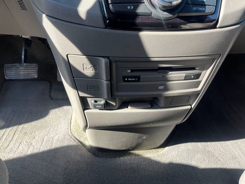Used 2016 Honda Odyssey SE image 25
