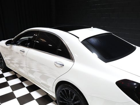 Used 2019 Mercedes-Benz S 560 4MATIC Sedan image 26