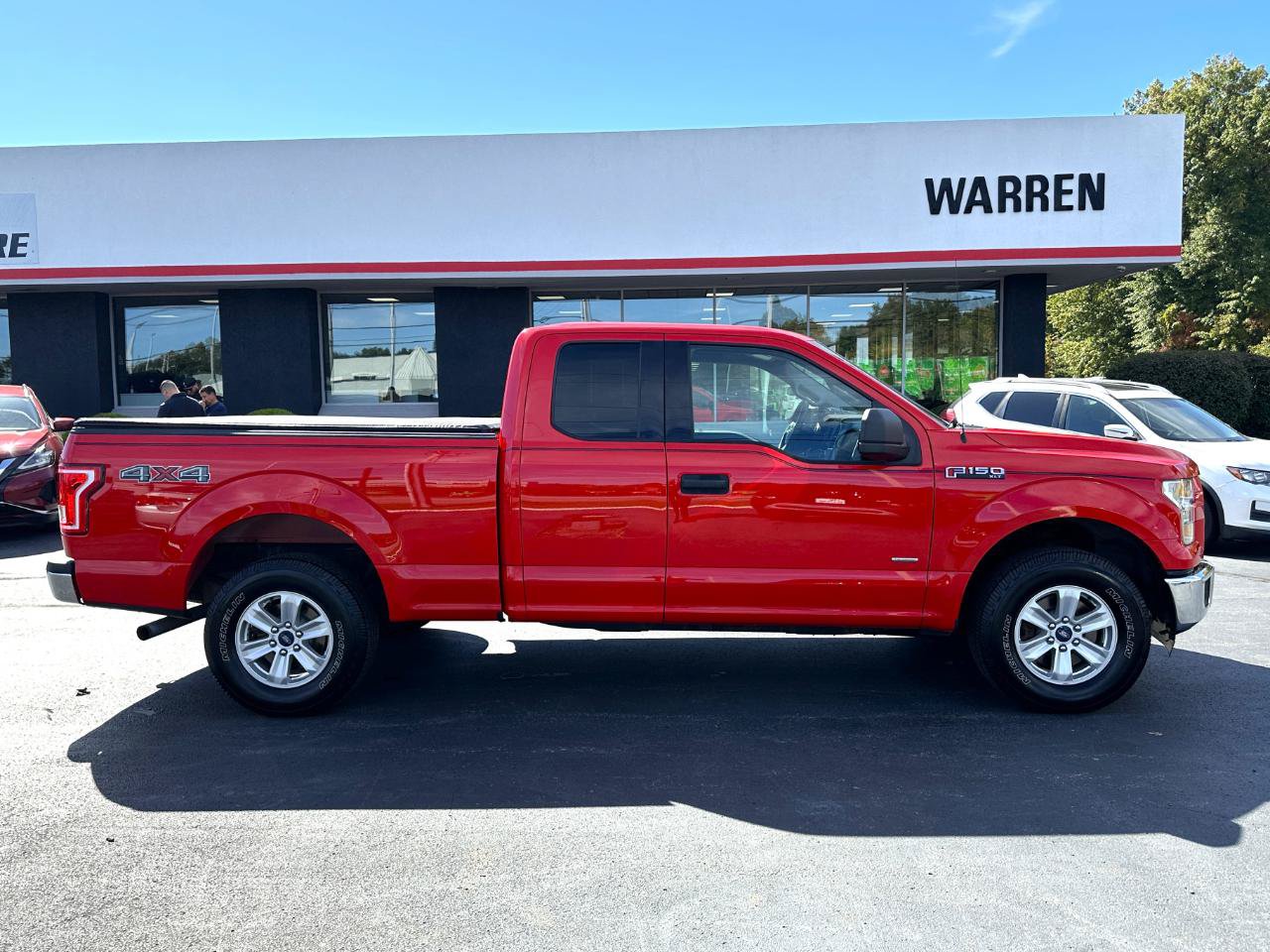 Used 2016 Ford F150 XLT AWD/4WD image 16