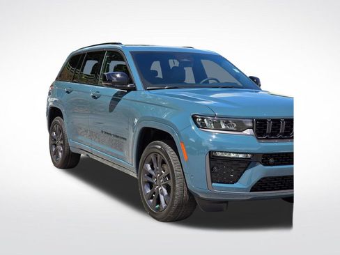 Used 2026 Jeep Grand Cherokee Limited AWD/4WD image 45