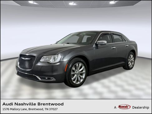 Used 2019 Chrysler 300 Limited image 1