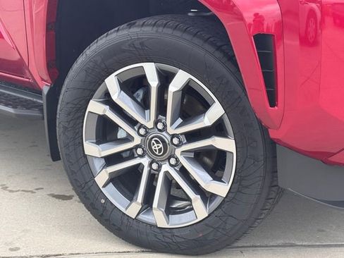 New 2026 Toyota 4Runner Limited AWD/4WD image 2