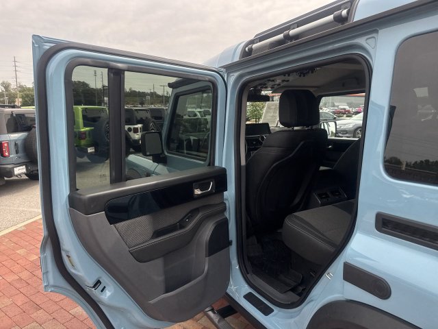 Used 2024 INEOS Grenadier Station Wagon AWD/4WD image 27