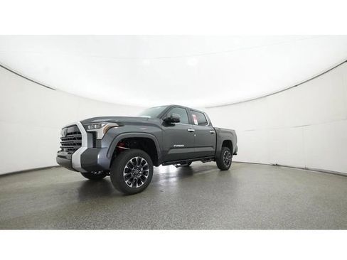 New 2026 Toyota Tundra Limited AWD/4WD image 17