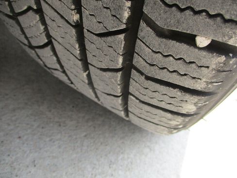 Used 2010 Ford Fusion SE FWD image 10