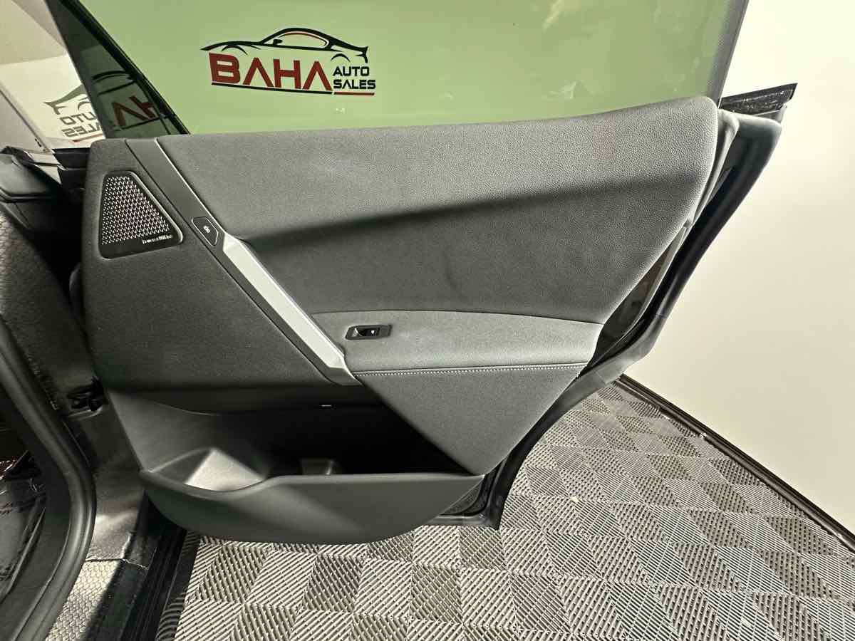 Used 2026 BMW iX M70 AWD/4WD image 18