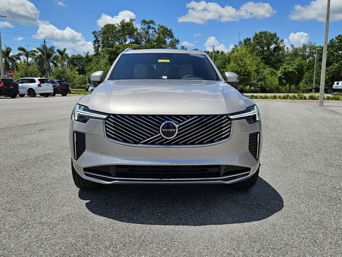 New 2026 Volvo XC90 B6 Plus image 2