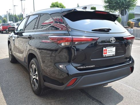 Certified 2026 Toyota Highlander XLE AWD/4WD image 7
