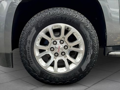 Used 2020 GMC Yukon SLT image 10