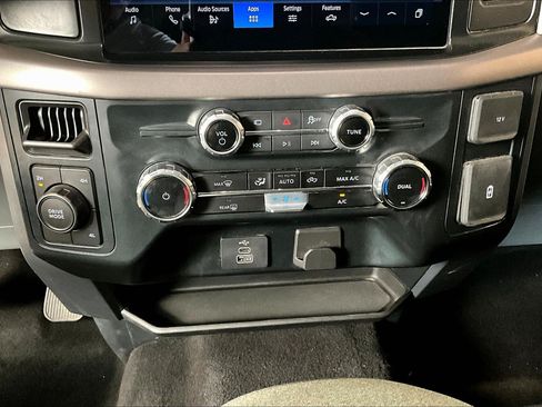 Used 2025 Ford F150 XLT w/ Equipment Group 301A Standard AWD/4WD image 17