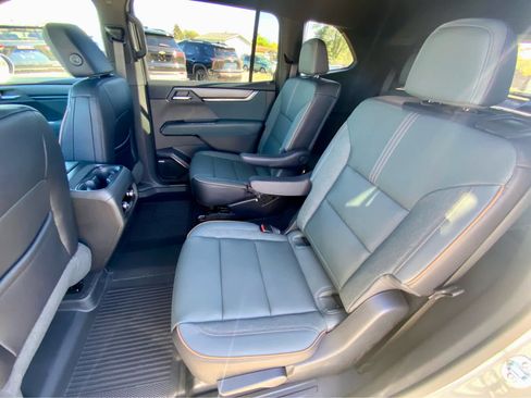 New 2026 GMC Acadia AT4 w/ LPO, Floor Liner Package image 27