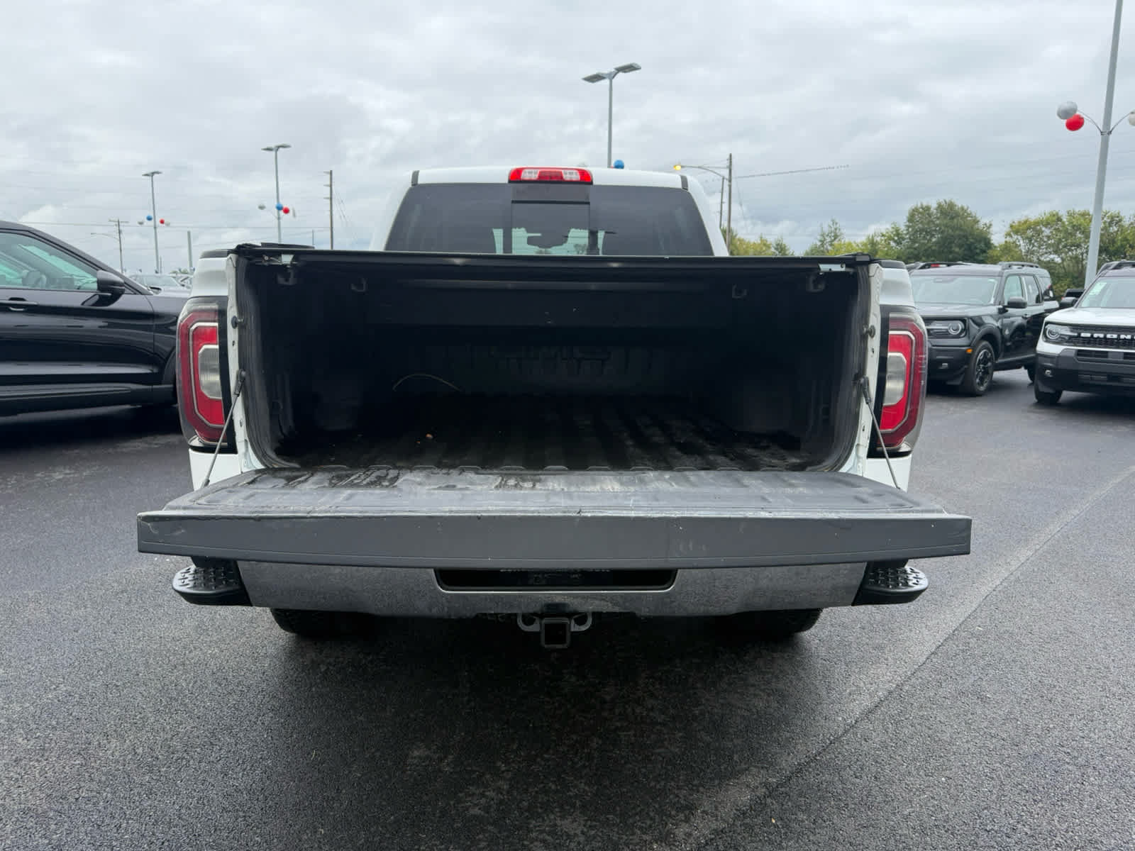 Used 2018 GMC Sierra 1500 SLT AWD/4WD image 21