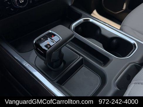 New 2026 GMC Sierra 1500 SLT AWD/4WD image 15