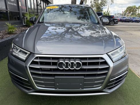 Used 2018 Audi Q5 2.0T Premium Plus w/ Premium Plus Package AWD/4WD image 2