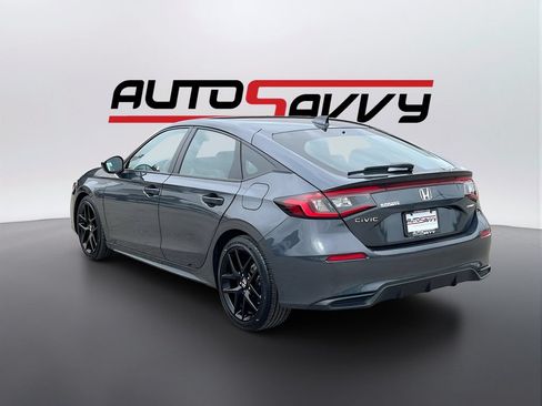 Used 2025 Honda Civic Sport image 5