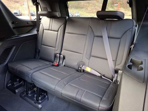 Used 2022 Chevrolet Tahoe RST w/ Luxury Package image 11