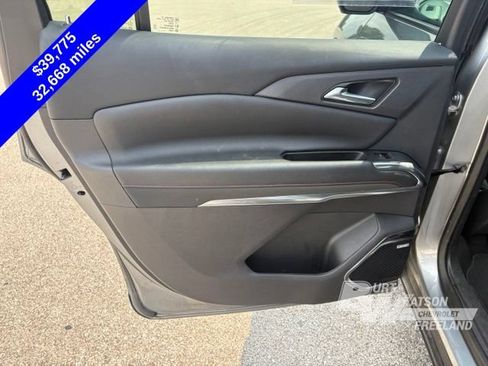 Used 2024 Chevrolet Traverse Z71 w/ Enhanced Driving Package AWD/4WD image 26