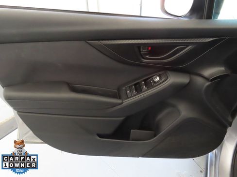 Used 2023 Subaru Crosstrek 2.0i Premium image 11