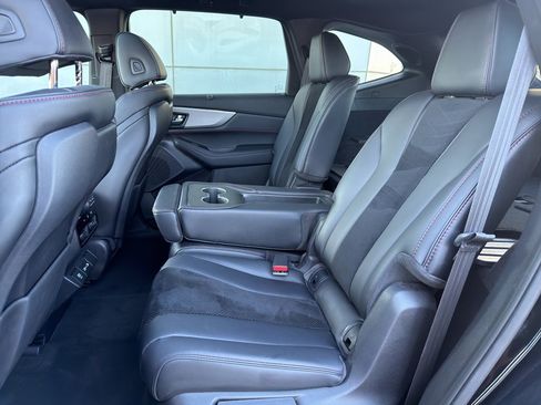 Used 2023 Acura MDX A-Spec image 15