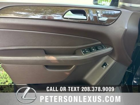 Used 2019 Mercedes-Benz GLS 450 4MATIC image 25