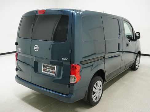 Used 2017 Nissan NV200 SV w/ Technology Package FWD image 4