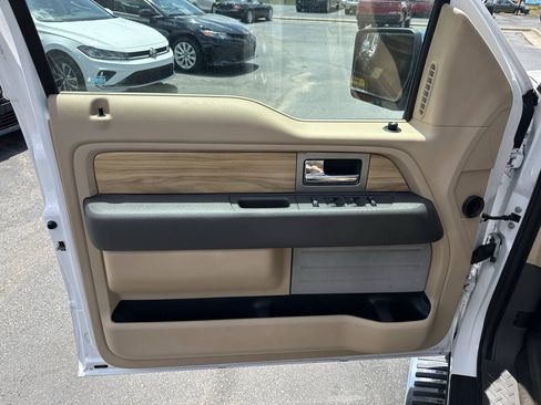 Used 2011 Ford F150 Lariat w/ Lariat Chrome Pkg RWD image 14